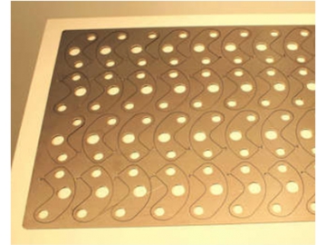 Machine de découpe laser fibre avec Tables alternantes CMO1530-H-A