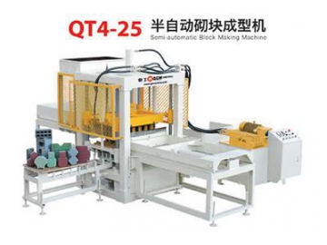 Machine de fabrication de blocs automatique QT4-25