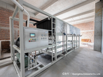 Machine à blocs de glace à refroidissement direct de 10 tonnes pour un client de Maoming en 2021