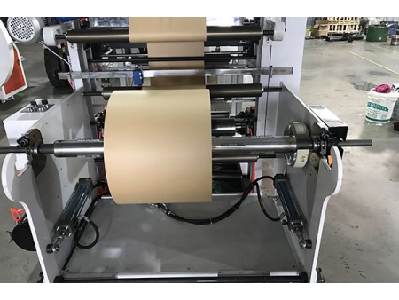 Machine de fabrication de sacs en papier, plats et sachets papier plats (type général) XKJD-400