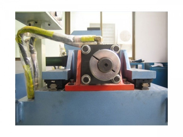 Machine de formage d'extrémité de tube automatique hydraulique