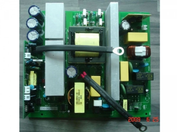 Onduleur à onde sinusoïdale modifiée de haute fréquence avec chargeur