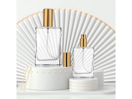 Flacon de parfum transparent rectangulaire