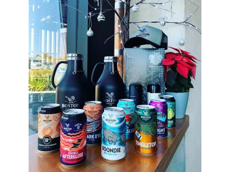 Growler noir à double paroi isolé sous vide et à bouchon rabattable 1.89L