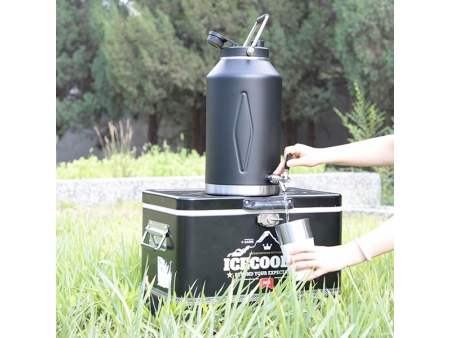 Cruche à vide en acier inoxydable à double paroi 7.5L / Pichet à vide / Pot isothermes