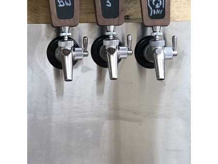 Robinet à bière en acier inoxydable avec bec court et contrôle du débit