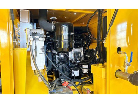 Foreuse fond de trou hydraulique sur chenilles