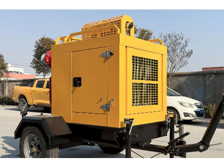 Pompe auto-amorçante montée sur remorque