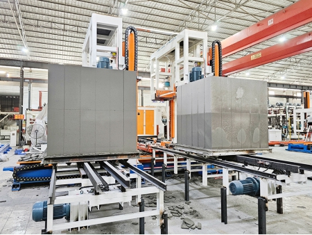 Coupe verticale sur portique à double voie avec table rotative