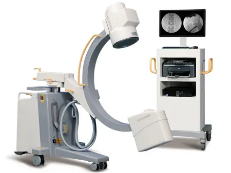 Arceau chirurgical mobile avec amplificateur de brillance