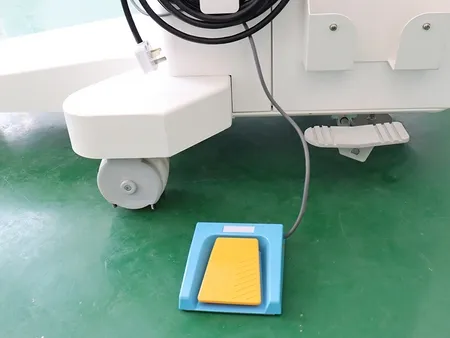 Arceau chirurgical mobile à capteur plan