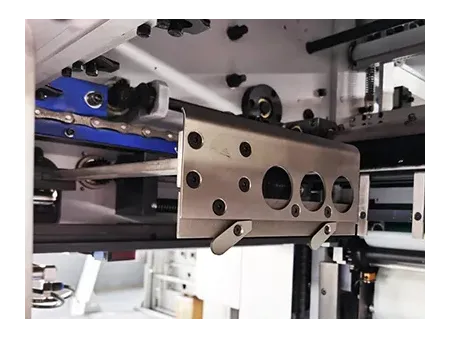 Machine de découpe et rainage automatique à plat (Charges Lourdes)
