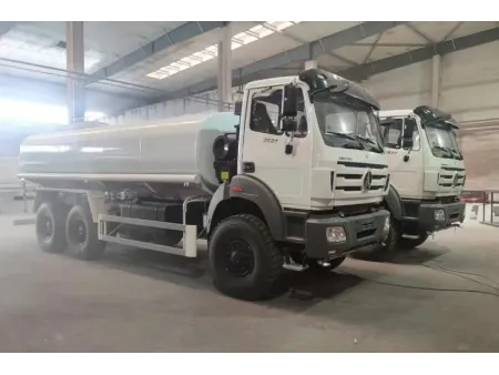 Camion-citerne à eau 6×4 Camion-citerne à eau 6×4