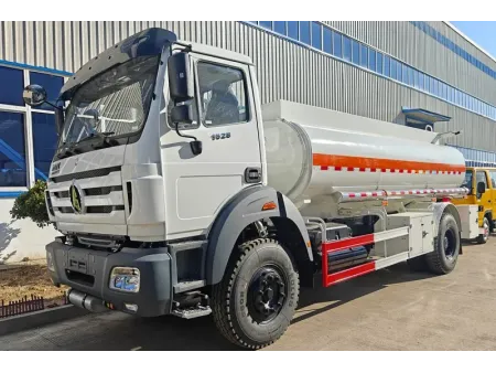 Camion Citerne à Hydrocarbures 4×2 Camion Citerne à Hydrocarbures 4×2