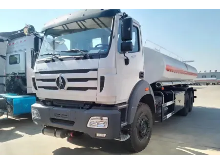 Camion citerne à hydrocarbures 6×4 Camion citerne à hydrocarbures 6×4