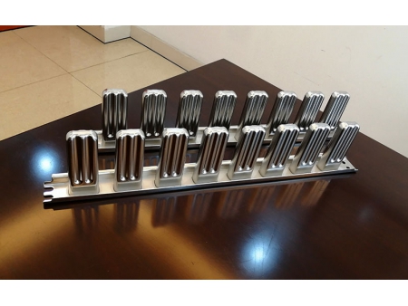 Moule inox Vitaline 8 voies pour ligne de moulage de bâtonnets de crème glacée — variante 3 Moule inox Vitaline 8 voies pour ligne de moulage de bâtonnets de crème glacée — variante 3