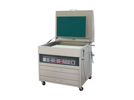 Machine de fabrication de plaques flexographiques  Imageur numérique de plaques flexo