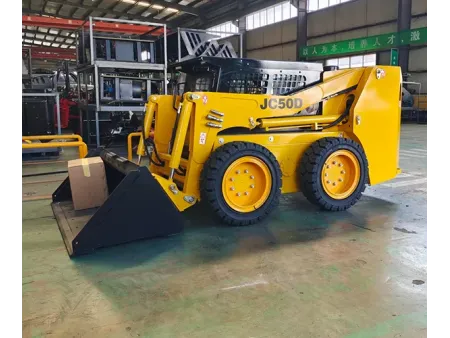 Chargeuse compacte sur pneus JC50D