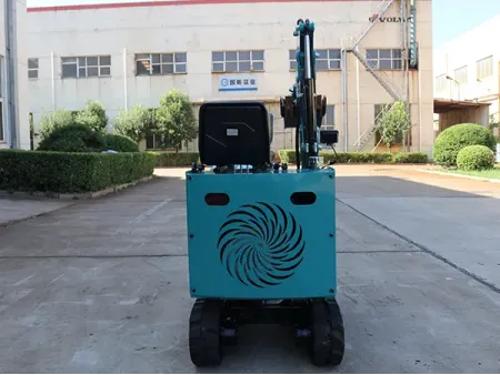 Pelle sur chenilles KE09