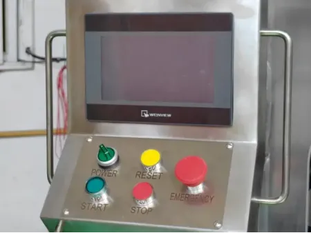 Machine de rinçage automatique des bouteilles / Machine de lavage automatique des bouteilles / Rinceuse automatique pour bouteilles / Laveuse automatique de bouteilles