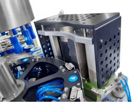 Étiqueteuse automatique à colle thermofusible