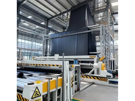 Machine de Moulage par Soufflage pour Géomembranes (Largeur 6 à 8 m)