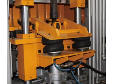 Machine de fabrication de parpaings QF1800