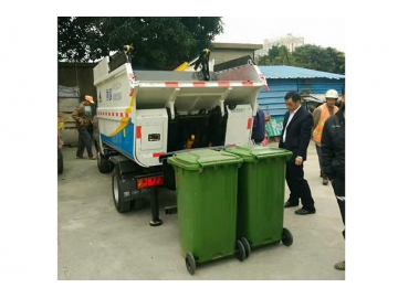 Camion poubelle autonome