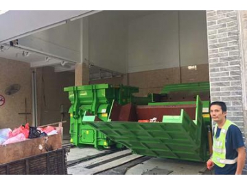 Station de transfert par compaction (poubelle mobile type horizontal)
