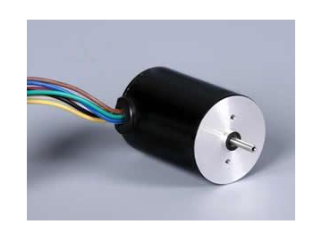 Moteur sans balais 28mm