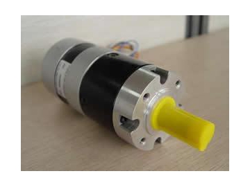 Moteur sans balais 57mm à réducteur planétaire 56mm