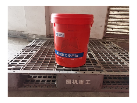 Huiles et fluides pour engins de construction