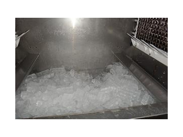 Distributeur automatique de glaçons