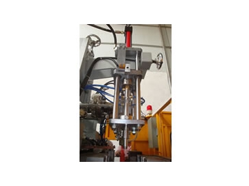 Extrudeuse-souffleuse (pour production de bouteilles PE/PP)