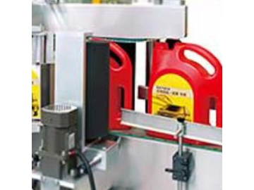 Étiqueteuse pour bouteilles - partie avant et arrière