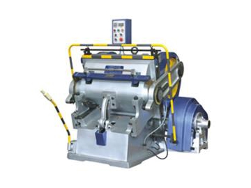 Machine à découper et plier