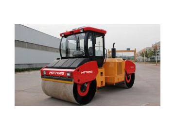 Rouleau compresseur(Compacteur tandem hydraulique KD126/KD126F/KD136/KD136F)