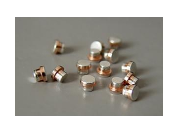 Micro visserie en cuivre