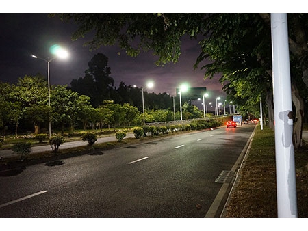 Lampadaire routier LED
