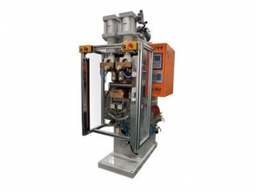 Machine de soudage par résistance pour tubulure d’admission de chauffe-eau