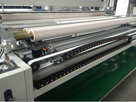 Machine de refendage transversal par ultrasons