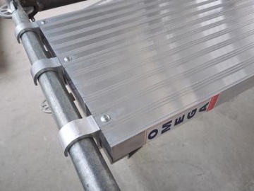 Plancher d'échafaudage en aluminium