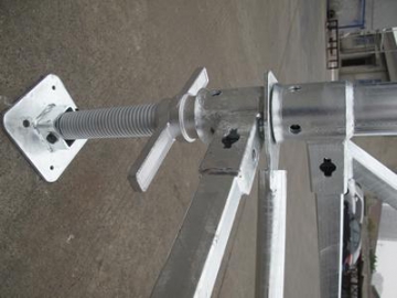 Socle d'échafaudage réglable C60