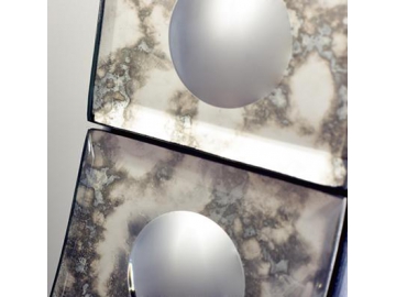Miroir en verre avec cadre en fibre de verre