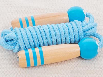 Corde à sauter en bois