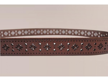 Ceinture en cuir perforée