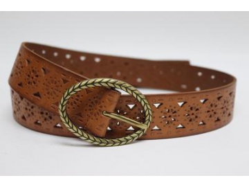 Ceinture en cuir perforée