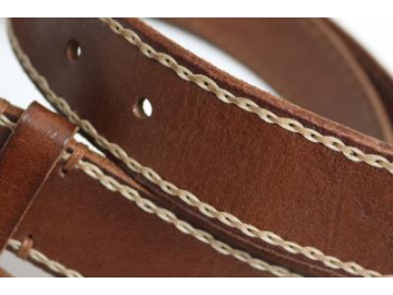 Ceinture en cuir cousue