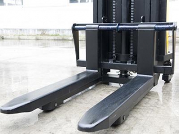 Gerbeur semi-électrique, votre gerbeur économique