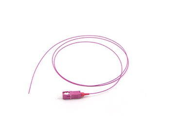 Jarretière et pigtails de fibre optique